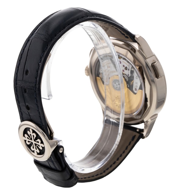 Patek Philippe World Time 5930G-001 Image 3